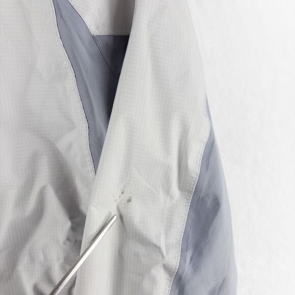 L.L. Bean Jacket Womens Small Gray Rain Hooded Trail Model Under Arm Zip Hiking - Picture 11 of 14